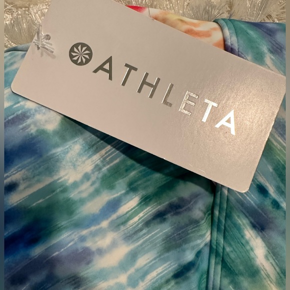 NWT ATHLETA LOVE PROUDLY BRA D-DD 3X tie-dyed medium support. - Picture 5 of 7